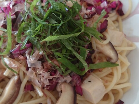 しば漬けとサラダチキンのパスタ